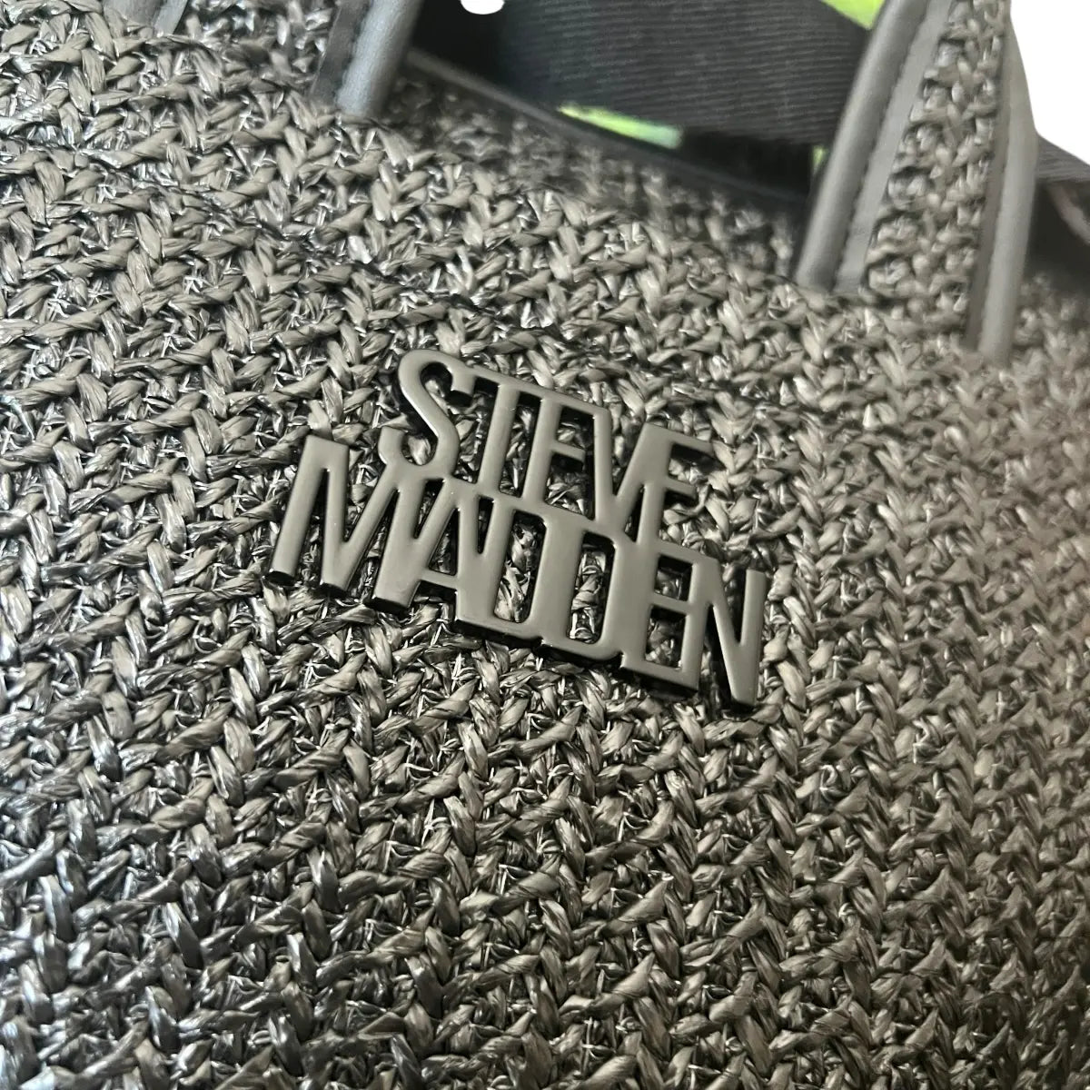 cartera crossbody Steve Madden tejido negro