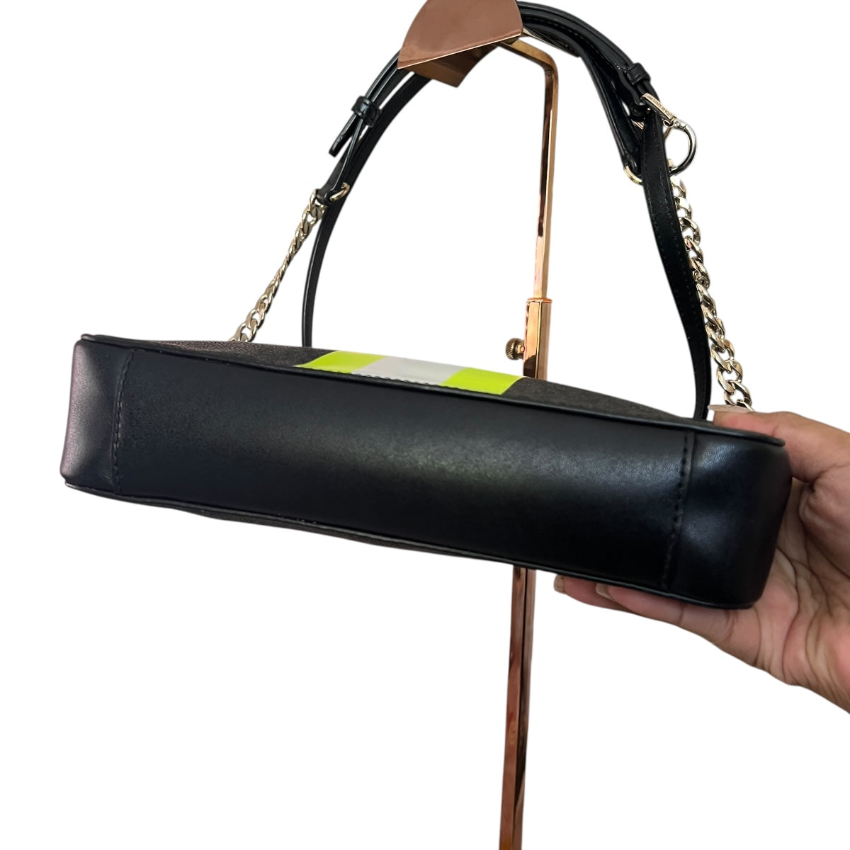 cartera crossbody Michael Kors logotipada fluor