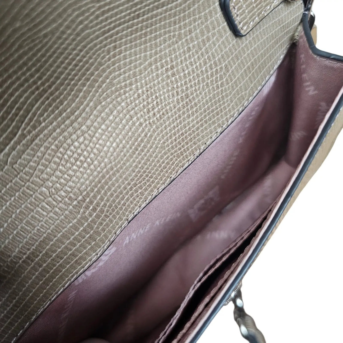 cartera crossbody beige anna klein