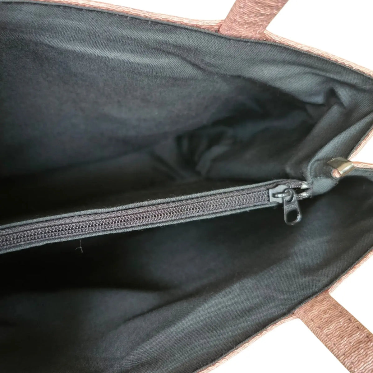 cartera de mano estilo japonés rosa genérica