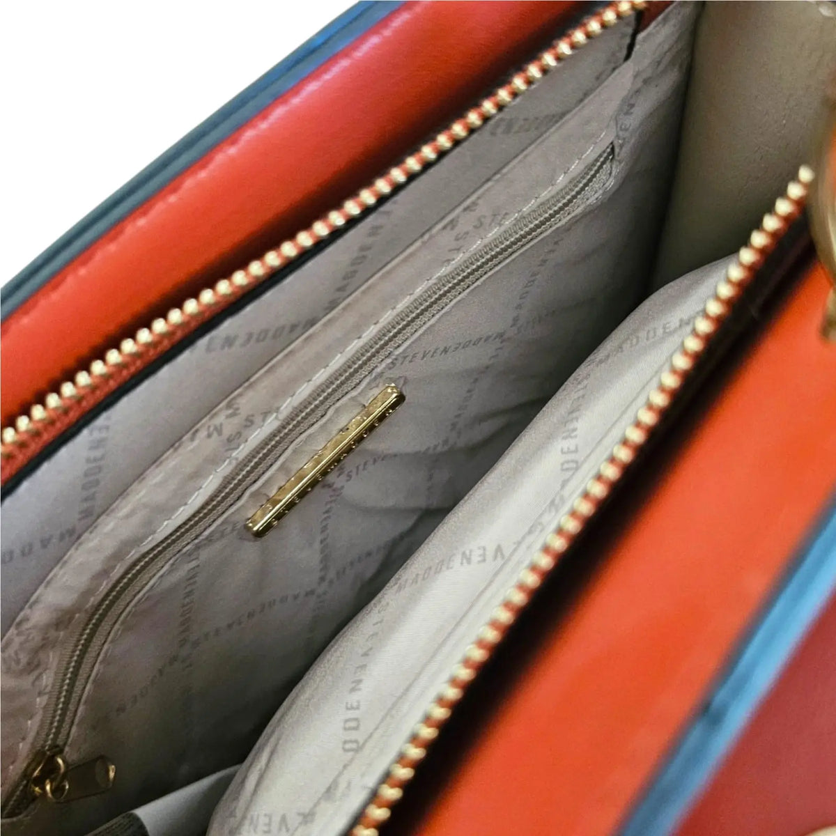 cartera tipo caja rojo intenso steve madden