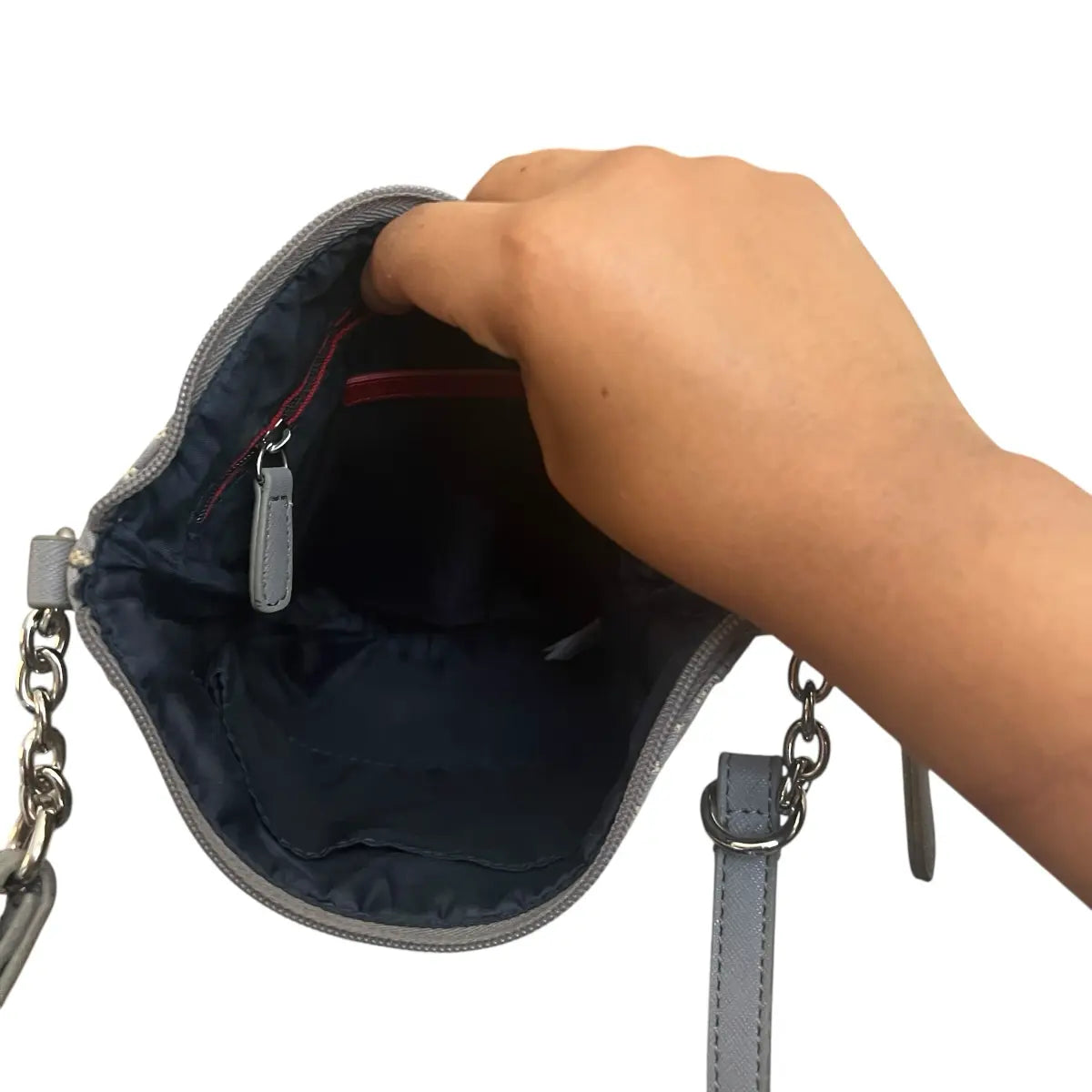 cartera crossbody Tommy Hilfiger logotipado gris