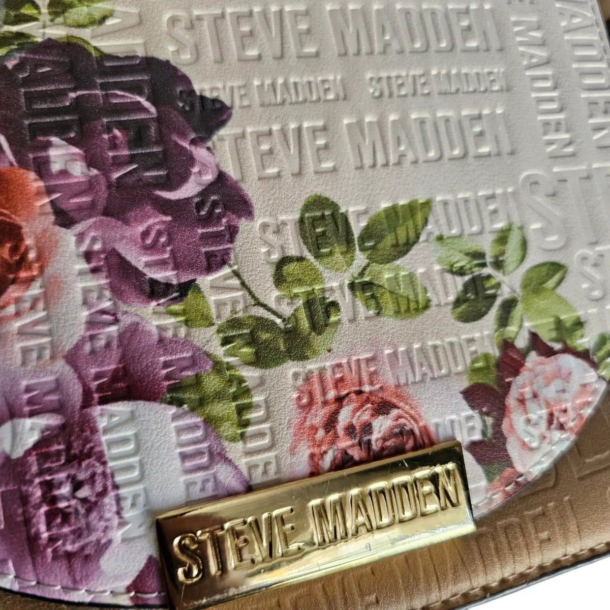 cartera / crossbody  floral con logos streve madden