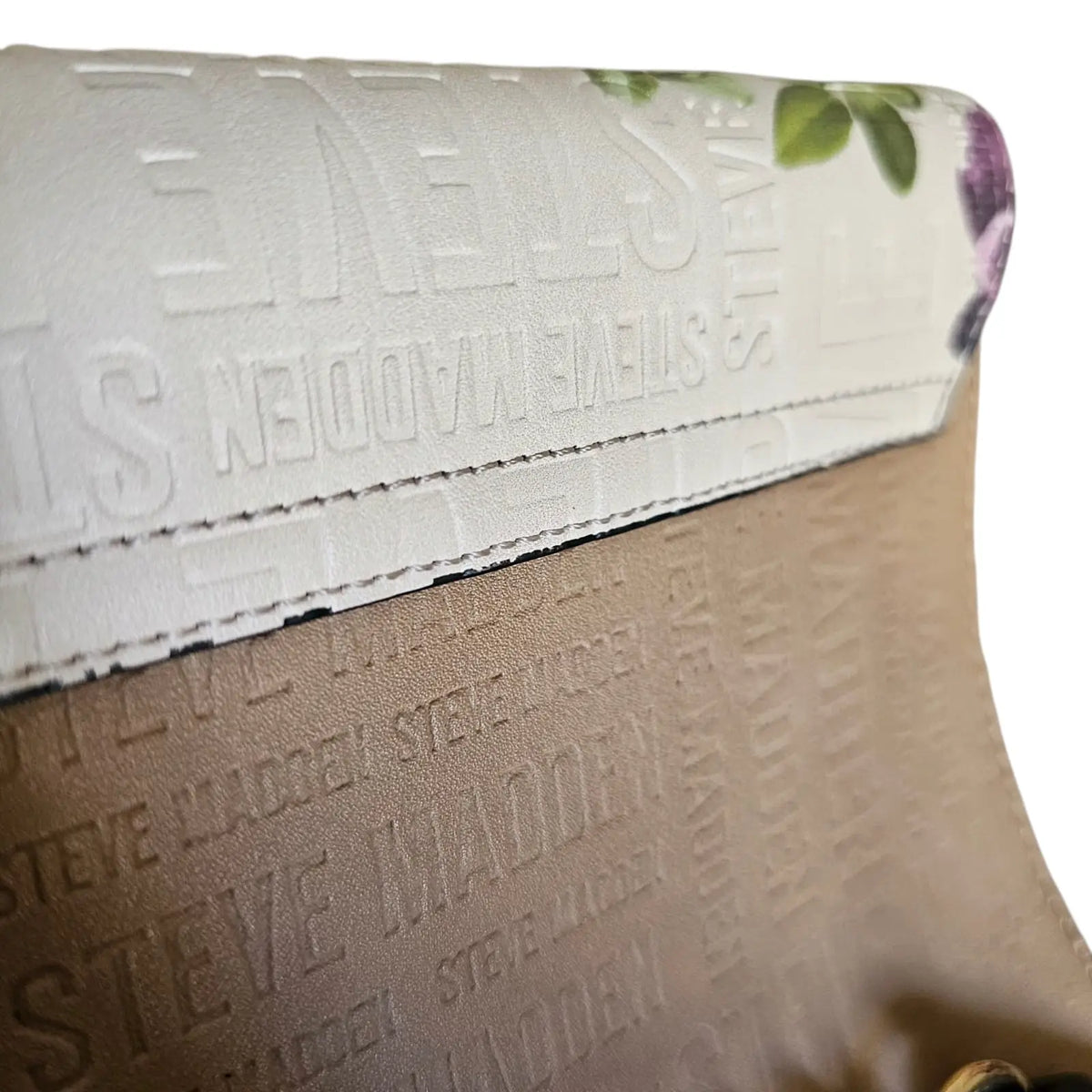cartera / crossbody  floral con logos streve madden