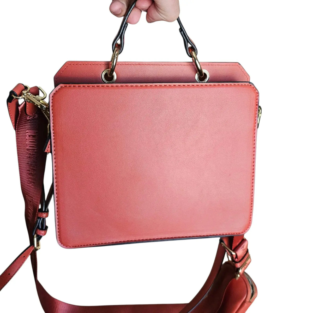 cartera tipo caja rojo intenso steve madden