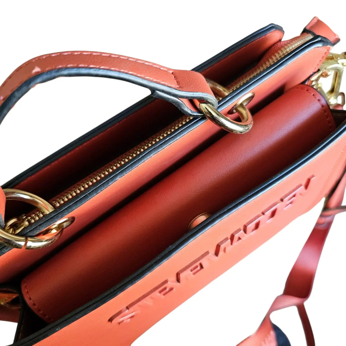 cartera tipo caja rojo intenso steve madden